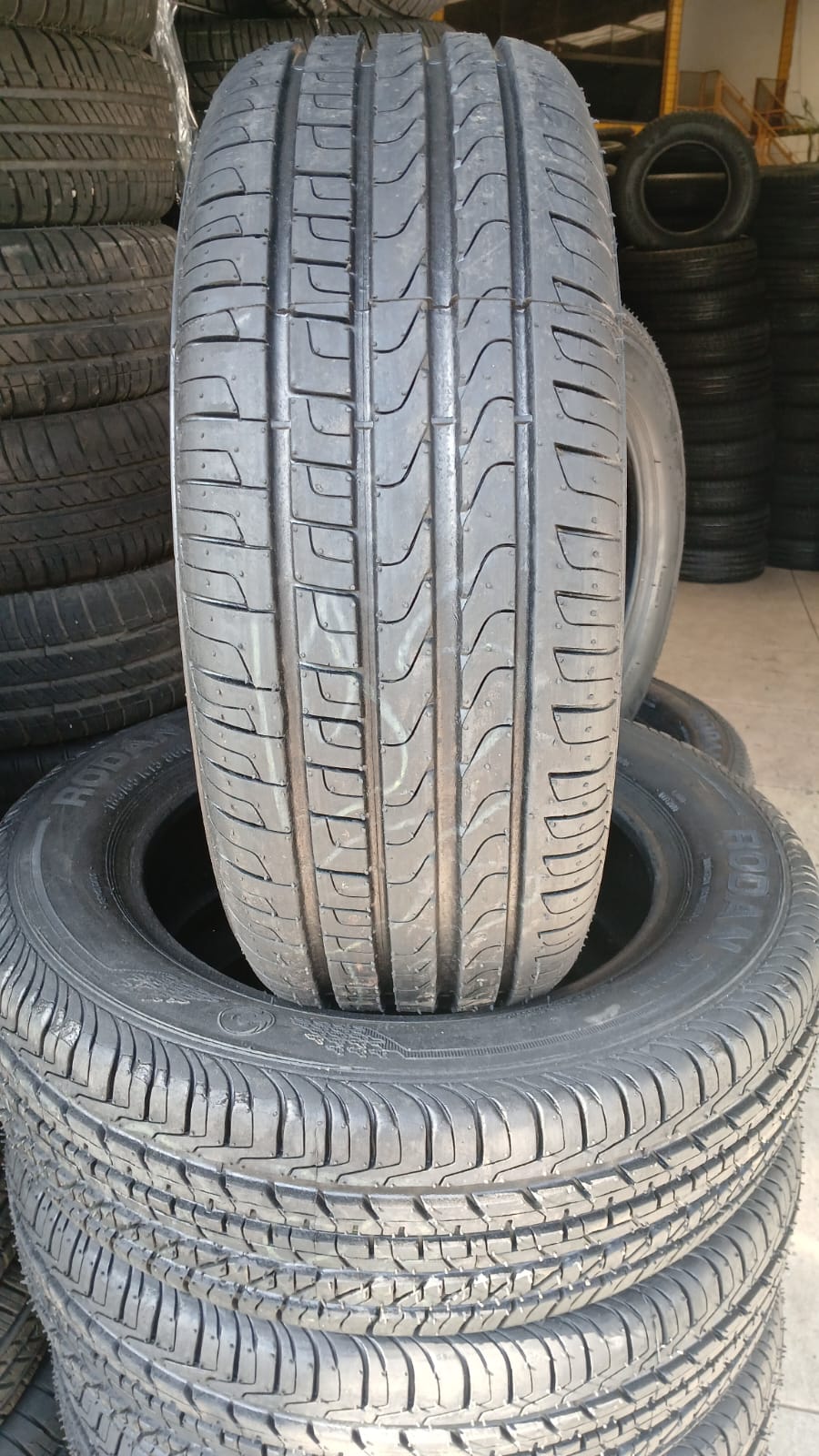 Pneu remoldado 195/55 R15